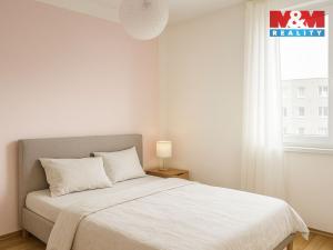 Pronájem bytu 2+1, České Budějovice, Roudenská, 50 m2