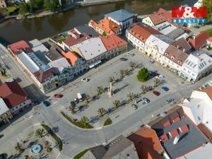 Prodej rodinného domu, Ledeč nad Sázavou, Husovo náměstí, 333 m2