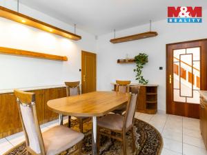 Prodej rodinného domu, Hradčany, Luční, 377 m2