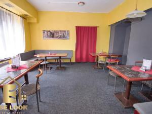 Prodej restaurace, Solnice, Masarykovo náměstí, 1021 m2