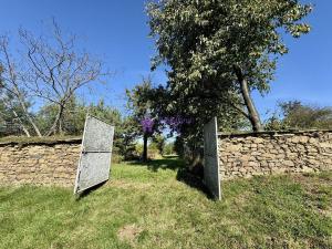 Pronájem zahrady, Olomouc - Droždín, Akátová, 1528 m2