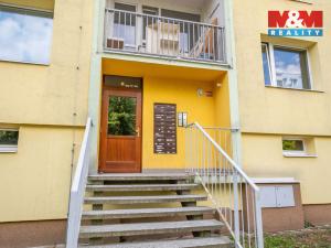 Pronájem bytu 1+1, Neratovice, Na Výsluní, 35 m2