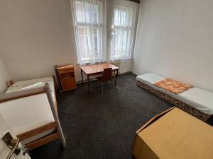 Pronájem ubytování, Kladno, Váňova, 265 m2