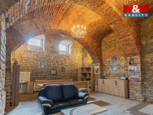 Prodej komerční nemovitosti, Kroměříž, Tovačovského, 106 m2