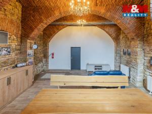 Prodej komerční nemovitosti, Kroměříž, Tovačovského, 106 m2