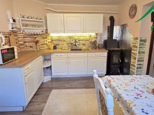 Prodej rodinného domu, Tisová, 280 m2