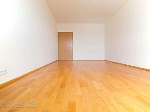 Pronájem bytu 2+kk, Praha - Holešovice, U průhonu, 69 m2