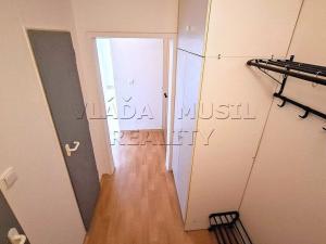 Pronájem bytu 2+kk, Praha - Michle, Ohradní, 40 m2
