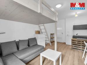 Prodej bytu 1+kk, Miletín, Komenského, 33 m2