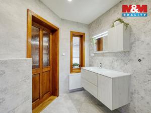 Prodej rodinného domu, Veleň - Mírovice, Na návsi, 478 m2