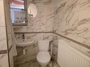 Prodej chalupy, Háje nad Jizerou, 236 m2