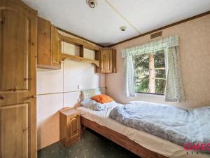 Prodej chaty, Hněvkovice, 42 m2