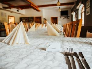 Pronájem restaurace, Šimonovice, Na Rašovce, 420 m2