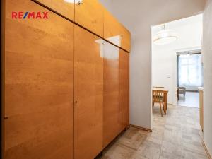 Pronájem bytu 1+1, Praha - Smíchov, Staropramenná, 40 m2