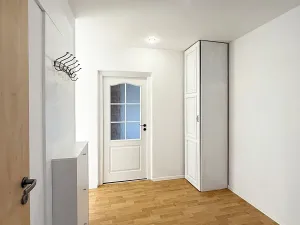 Pronájem bytu 4+1, Chomutov, Hutnická, 88 m2