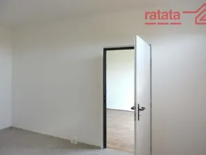 Pronájem bytu 1+1, Jirkov, Na Borku, 35 m2