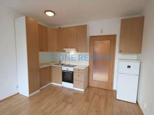 Pronájem bytu 1+kk, Praha - Zličín, Tulešická, 30 m2