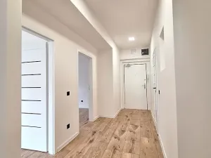 Pronájem bytu 3+kk, Praha - Břevnov, Bělohorská, 64 m2