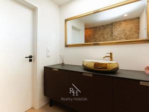 Prodej rodinného domu, Svinaře, Větrná, 156 m2