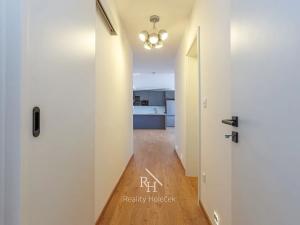 Prodej rodinného domu, Svinaře, Větrná, 156 m2