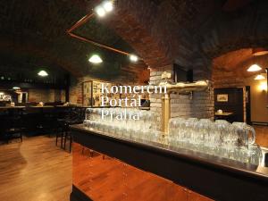 Pronájem restaurace, Praha - Smíchov, Radlická, 488 m2