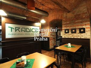 Pronájem restaurace, Praha - Smíchov, Radlická, 488 m2