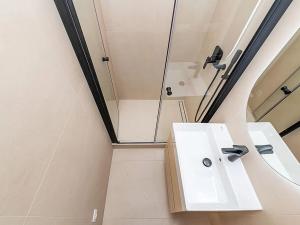 Prodej bytu 2+kk, Praha - Žižkov, Víta Nejedlého, 48 m2