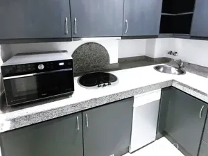 Pronájem bytu 3+1, Praha - Malá Strana, Hroznová, 73 m2