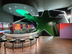 Pronájem skladu, Špindlerův Mlýn, 350 m2