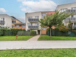 Prodej bytu 1+kk, Praha - Dolní Měcholupy, V osikách, 40 m2