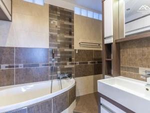 Pronájem bytu 3+1, Chotěboř, Krále Jana, 73 m2