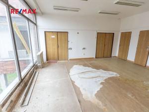 Prodej obchodního prostoru, Město Albrechtice, Míru, 1427 m2