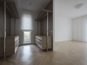 Pronájem bytu 6+kk a větší, Praha - Bubeneč, Na Marně, 273 m2