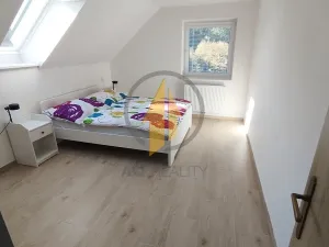 Pronájem rodinného domu, Klokočí, 248 m2