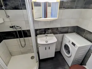 Pronájem bytu 2+1, Lužice, 53 m2