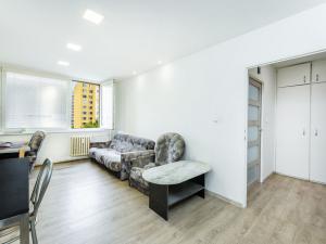 Prodej bytu 2+kk, Praha - Ruzyně, Ciolkovského, 42 m2