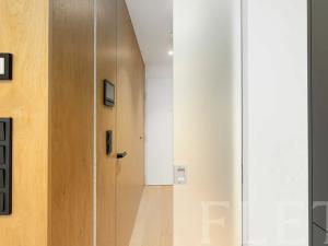 Pronájem bytu 1+kk, Praha - Bubeneč, Vítězné náměstí, 37 m2