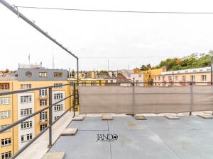 Pronájem bytu 1+1, Brno, Stojanova, 60 m2