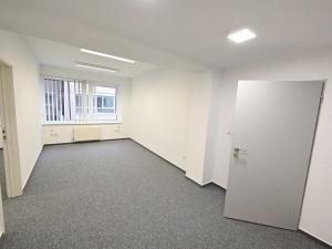 Pronájem kanceláře, Praha - Prosek, Litvínovská, 101 m2