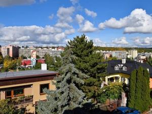 Pronájem rodinného domu, Praha - Stodůlky, Pod viaduktem, 380 m2