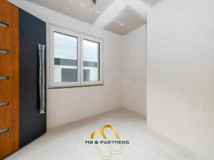 Prodej komerční nemovitosti, Doubravička, 195 m2