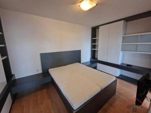 Pronájem bytu 2+kk, Praha - Stodůlky, Petržílkova, 76 m2