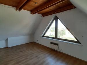 Prodej rodinného domu, Praha - Kyje, Branská, 402 m2