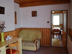 Prodej rodinného domu, Čestice, 320 m2