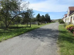 Prodej pozemku pro bydlení, Skály, 1000 m2