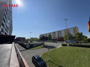 Pronájem obchodního prostoru, Hradec Králové, třída Edvarda Beneše, 220 m2