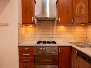 Pronájem bytu 1+kk, Praha - Smíchov, Na Valentince, 48 m2