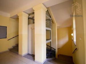 Pronájem bytu 1+kk, Praha - Smíchov, Na Valentince, 48 m2