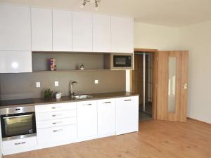 Pronájem bytu 1+kk, Praha - Chodov, Klapálkova, 33 m2