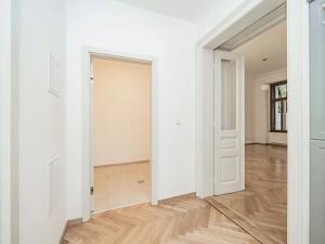 Pronájem bytu 2+kk, Praha - Vinohrady, Balbínova, 68 m2